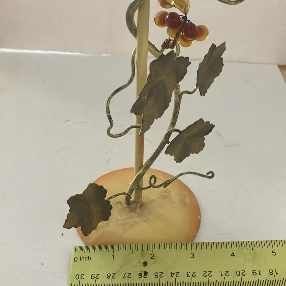 Decorative Metal candle holder with Leaf Design